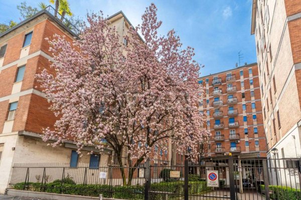appartamento in vendita a Milano in zona Corvetto