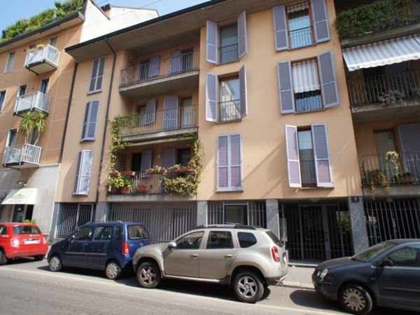 appartamento in vendita a Milano in zona Sant'Ambrogio