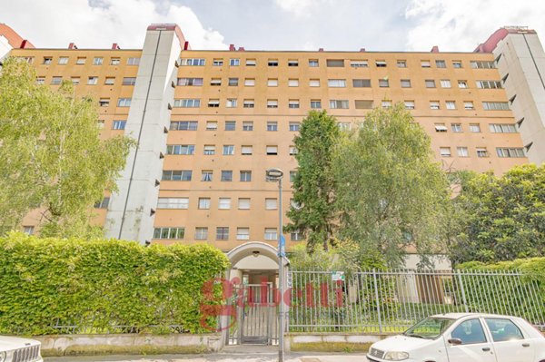 appartamento in vendita a Milano in zona Quarto Cagnino