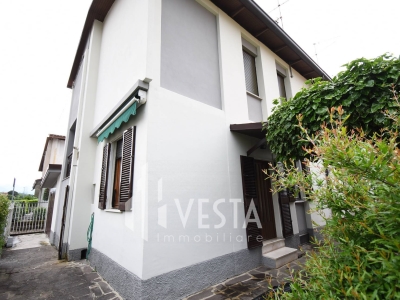 casa indipendente in vendita a Milano