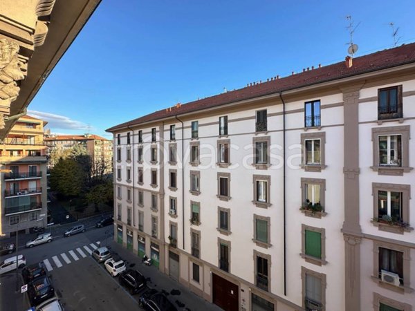 appartamento in vendita a Milano in zona Rogoredo