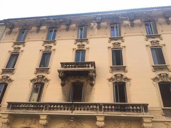 appartamento in vendita a Milano in zona Cadorna