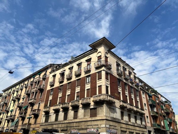 appartamento in vendita a Milano in zona Casoretto