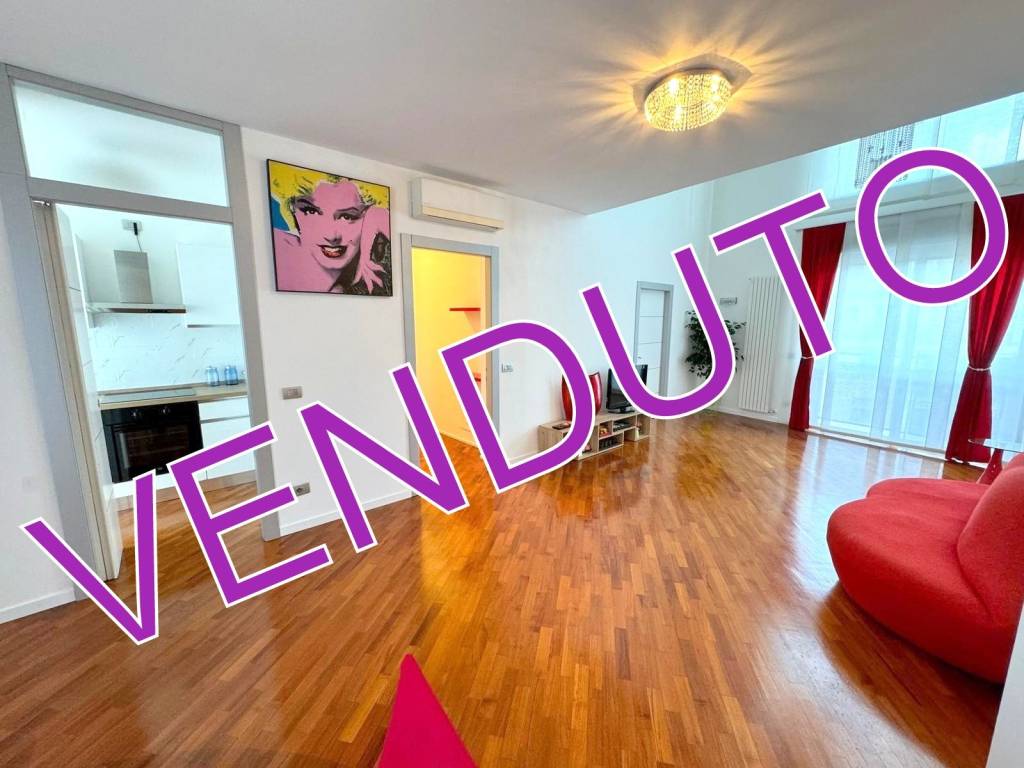 appartamento in vendita a Milano in zona Ponte Lambro