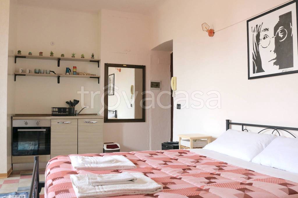 appartamento in vendita a Milano in zona Porta Ticinese