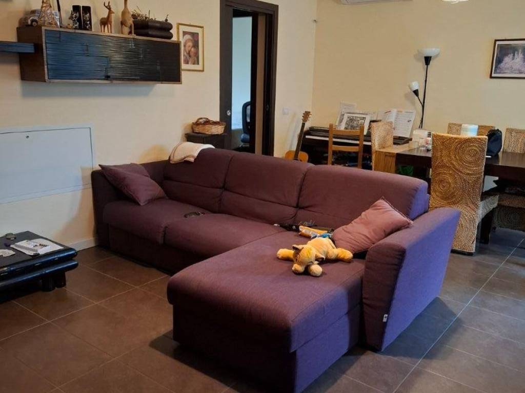 appartamento in vendita a Milano in zona Corvetto