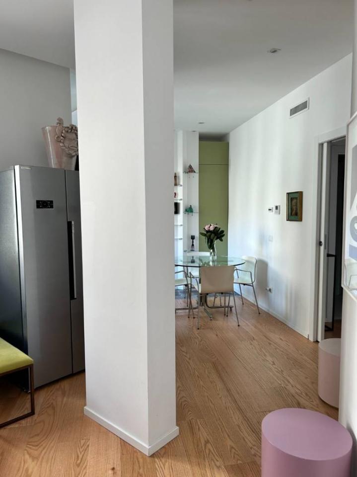 appartamento in vendita a Milano in zona Guastalla