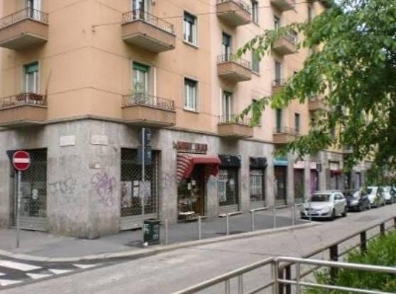 locale commerciale in vendita a Milano in zona Sempione