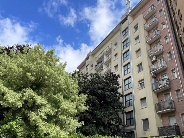 appartamento in vendita a Milano in zona Isola