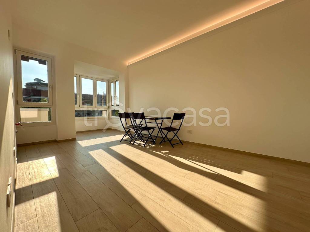 appartamento in vendita a Milano in zona Città Studi
