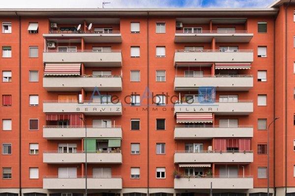 appartamento in vendita a Milano in zona Gallaratese