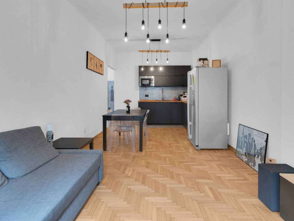 appartamento in vendita a Milano in zona Sempione