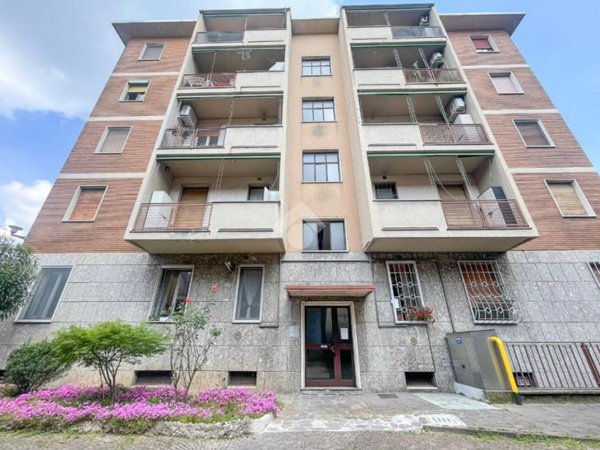 appartamento in vendita a Milano in zona Niguarda