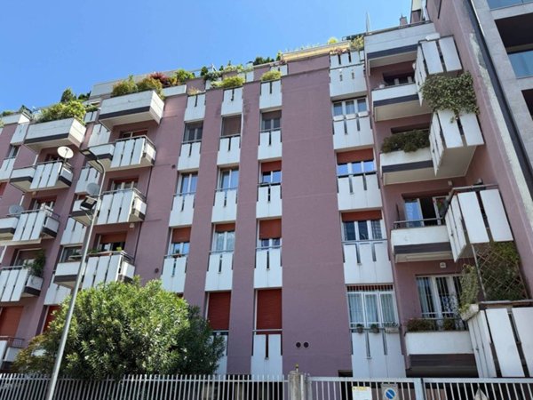 appartamento in vendita a Milano in zona Il Portello