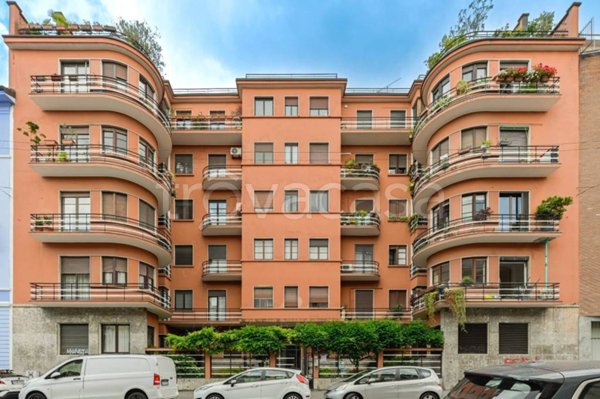 appartamento in vendita a Milano in zona Casoretto