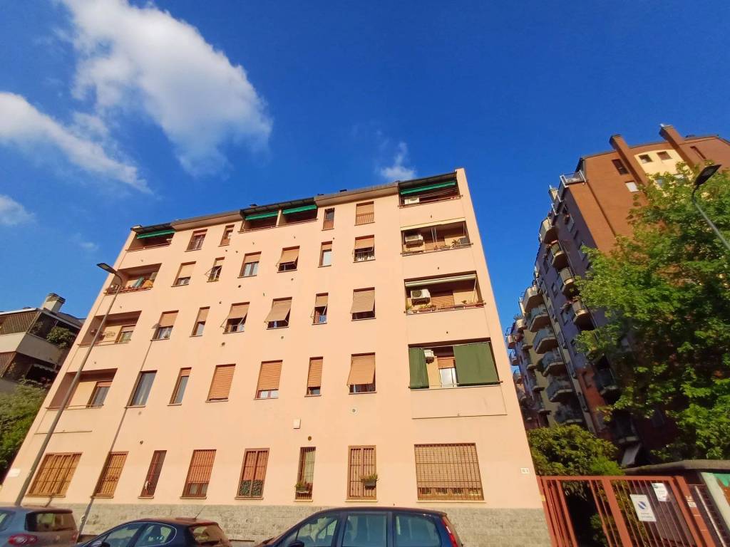 appartamento in vendita a Milano in zona Precotto