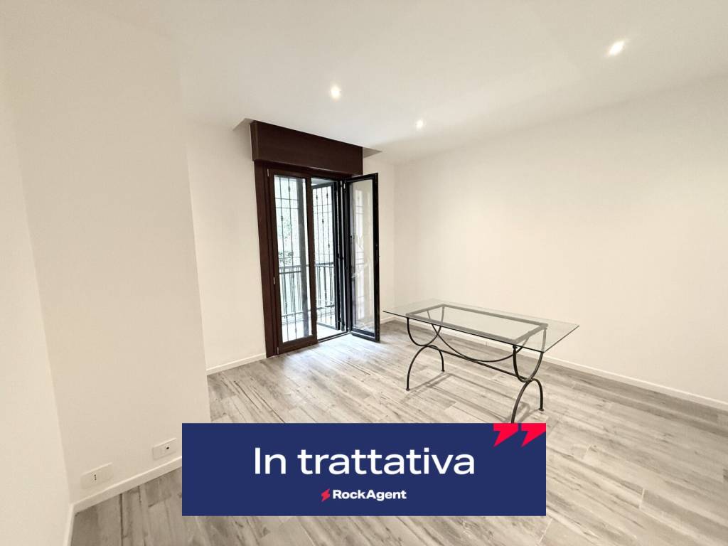 appartamento in vendita a Milano in zona Gallaratese