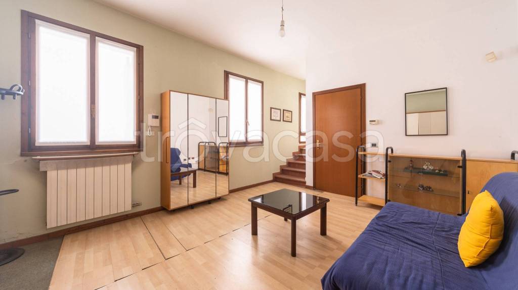 appartamento in vendita a Milano in zona Porta Romana