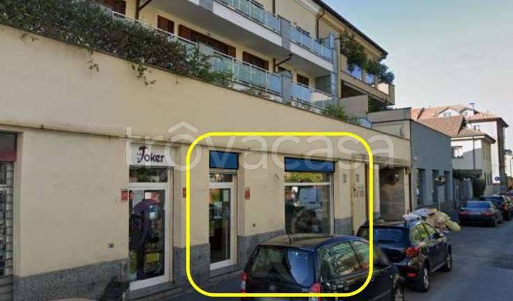 negozio in vendita a Milano in zona Dergano