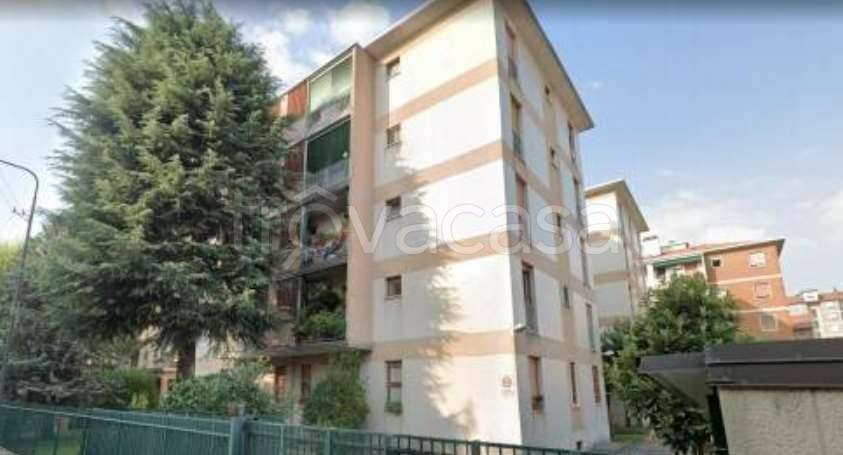 appartamento in vendita a Milano in zona Bruzzano