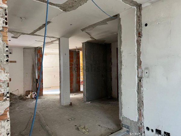 appartamento in vendita a Milano in zona Sempione