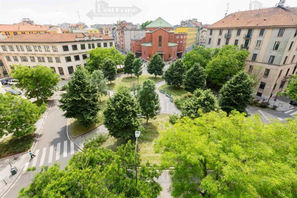appartamento in vendita a Milano in zona Città Studi