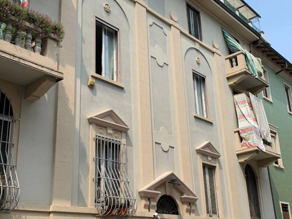 appartamento in vendita a Milano in zona Casoretto