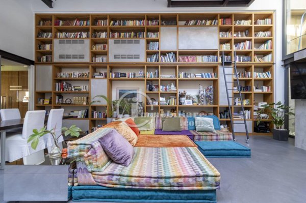 appartamento in vendita a Milano in zona Solari