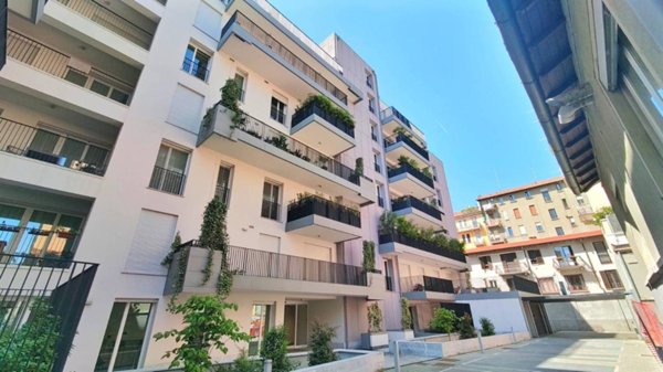 appartamento in vendita a Milano in zona Loreto