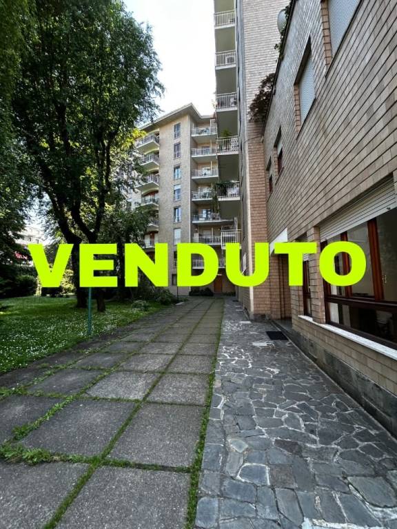 appartamento in vendita a Milano in zona Maggiolina