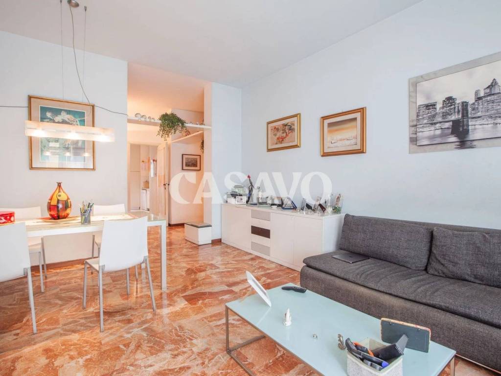 appartamento in vendita a Milano in zona Isola