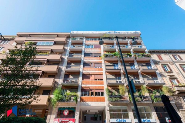 appartamento in vendita a Milano in zona Porta Garibaldi