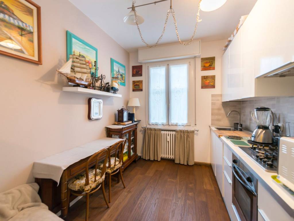 appartamento in vendita a Milano in zona Piazzale Lodi