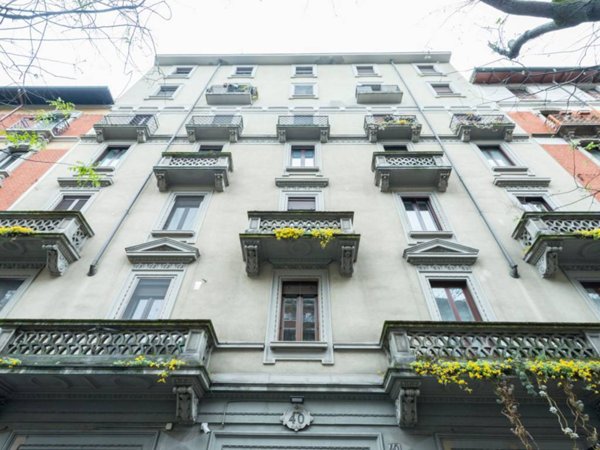 appartamento in vendita a Milano in zona Porta Vittoria