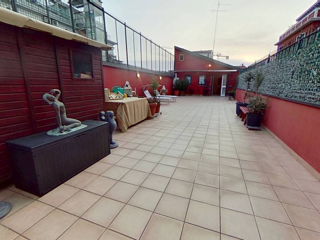 appartamento in vendita a Milano in zona Vigentino