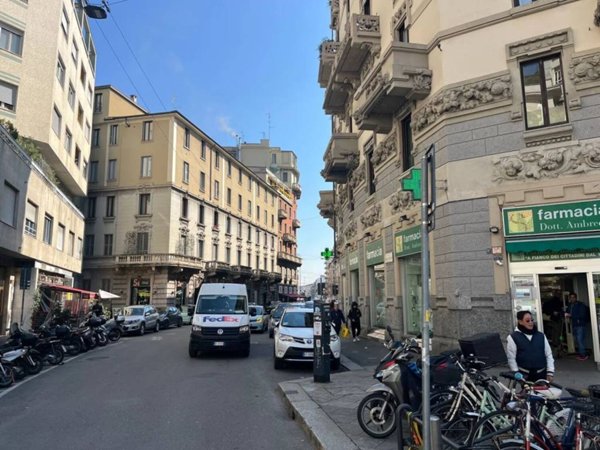 appartamento in vendita a Milano in zona Centro Direzionale