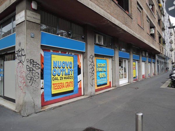 negozio in vendita a Milano in zona Città Studi