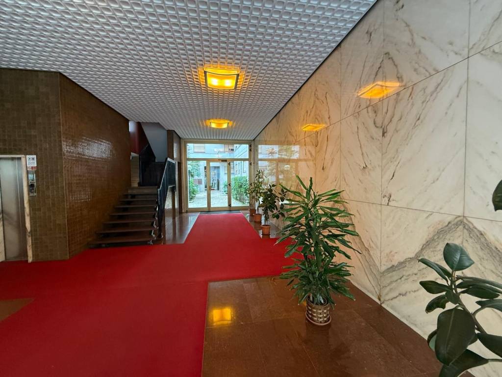 appartamento in vendita a Milano in zona Porta Venezia