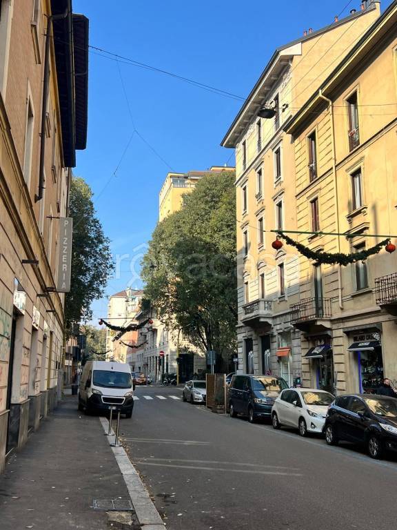 appartamento in vendita a Milano in zona Sempione