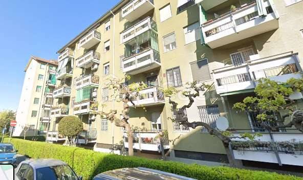 appartamento in vendita a Milano in zona Quarto Oggiaro