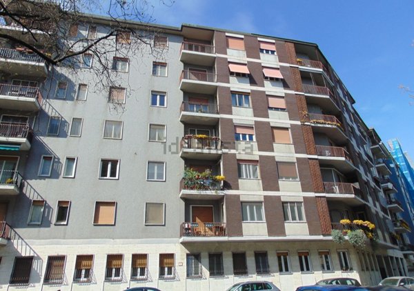 appartamento in vendita a Milano in zona Porta Vittoria