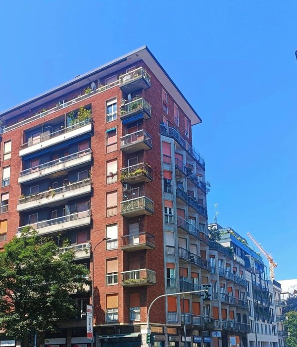 negozio in vendita a Milano in zona San Vittore