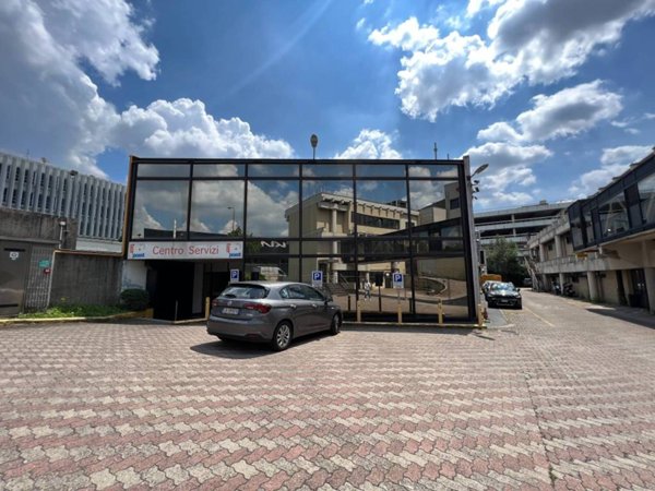 locale di sgombero in vendita a Milano in zona San Siro