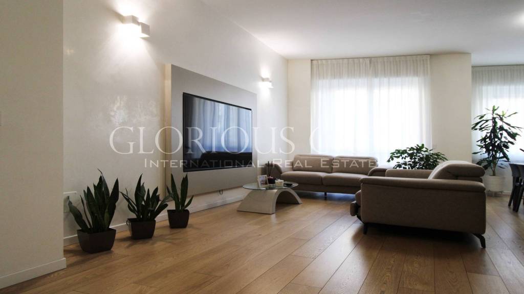 appartamento in vendita a Milano in zona Loreto