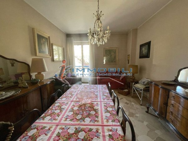 appartamento in vendita a Milano in zona Porta Genova