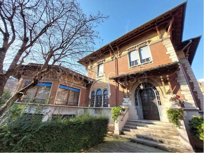 casa indipendente in vendita a Milano in zona Maggiolina