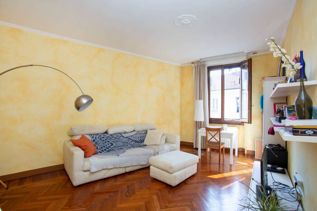 appartamento in vendita a Milano in zona Porta Romana
