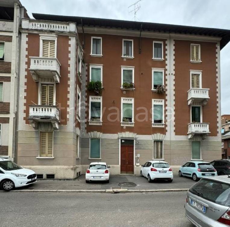 appartamento in vendita a Milano in zona Bovisa