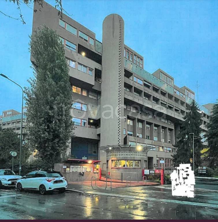 appartamento in vendita a Milano in zona Gallaratese
