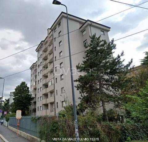 appartamento in vendita a Milano in zona Piazzale Lodi